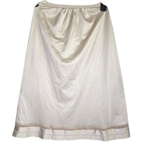 Vtg Pinehurst Lingerie Beige Nude Lace Half Slip SZ Small Tall #5900 Retro